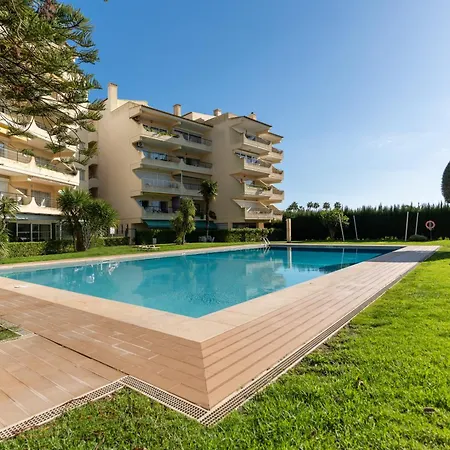 Tasteful 1 Bdr Flat W/Balcony & Pool By Lovelystay Quarteira Exterior photo