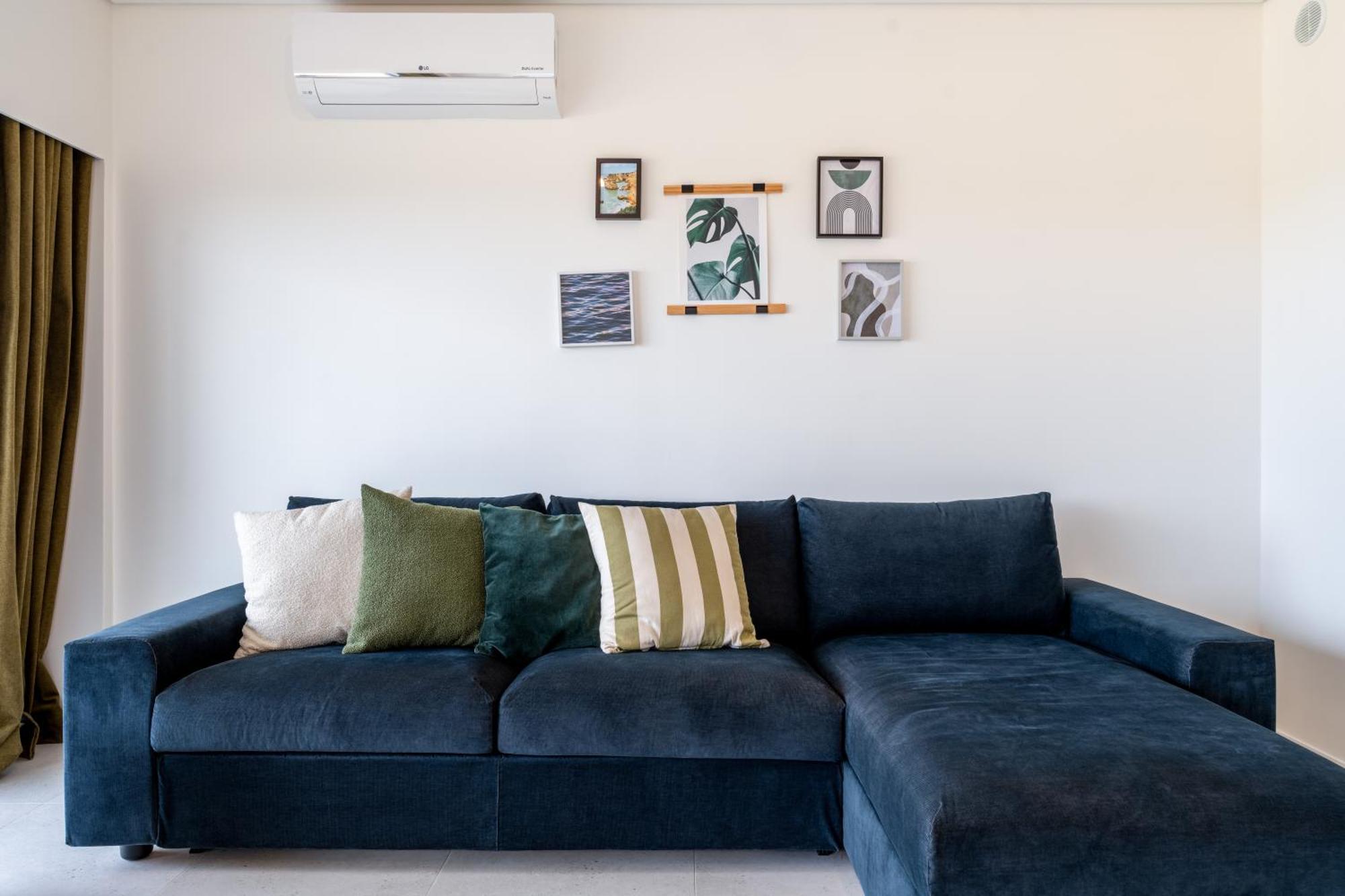 Tasteful 1 Bdr Flat W/balcony & Pool By Lovelystay